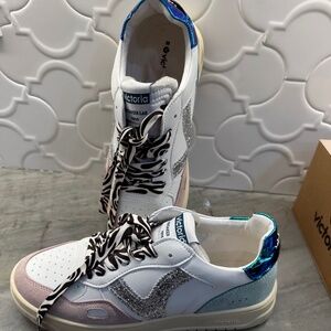 Victoria Seul Leather Glitter Sneakers size 8/8.5 (39)